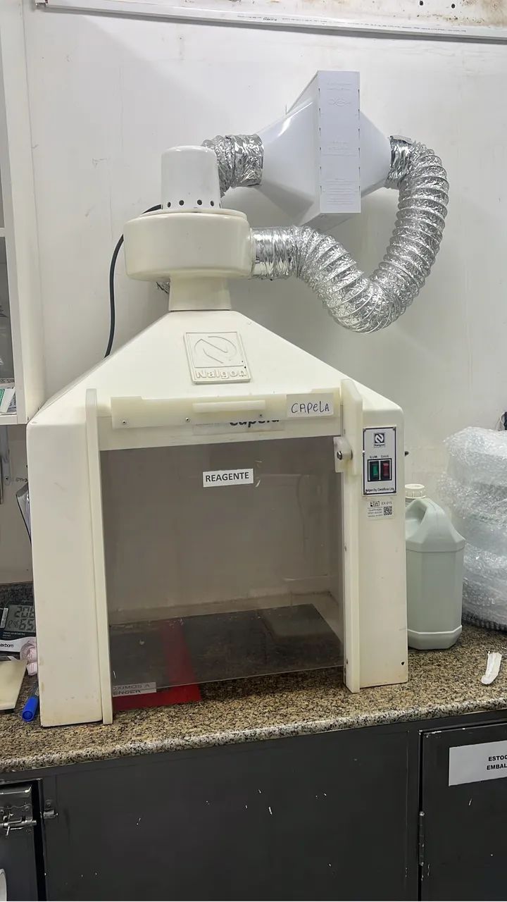 Capela de Exaustão Nalgon para Laboratório / Farmácia de Manipulação (com Duto e Exaustor)