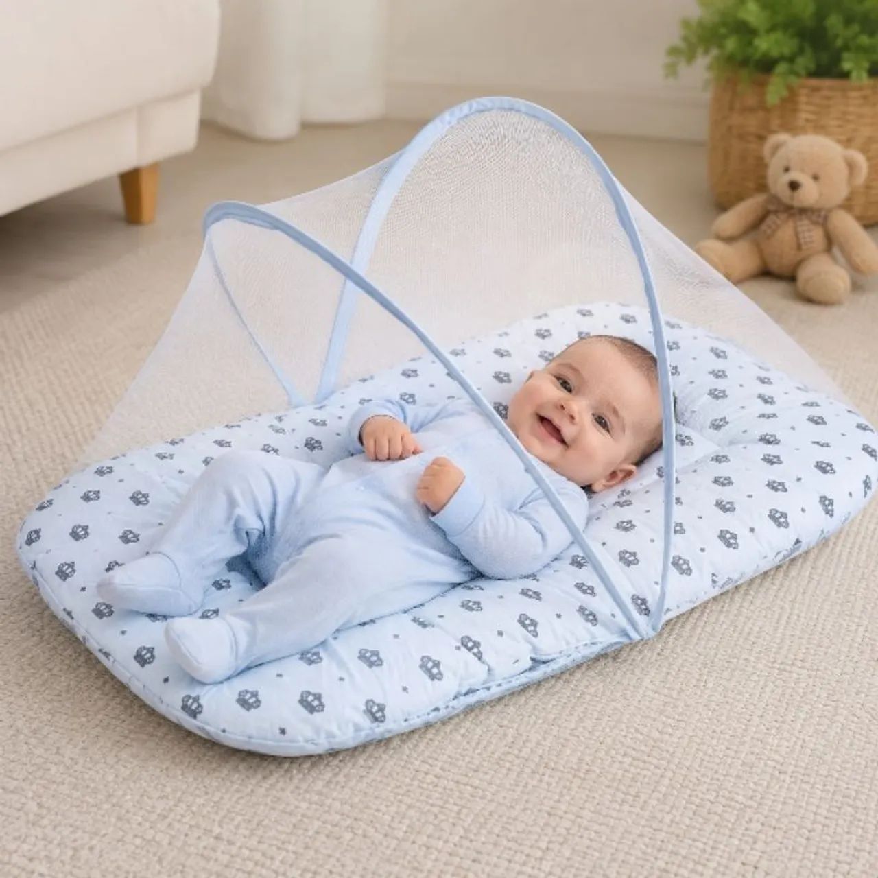 Berço portátil de bebê com mosquiteiro