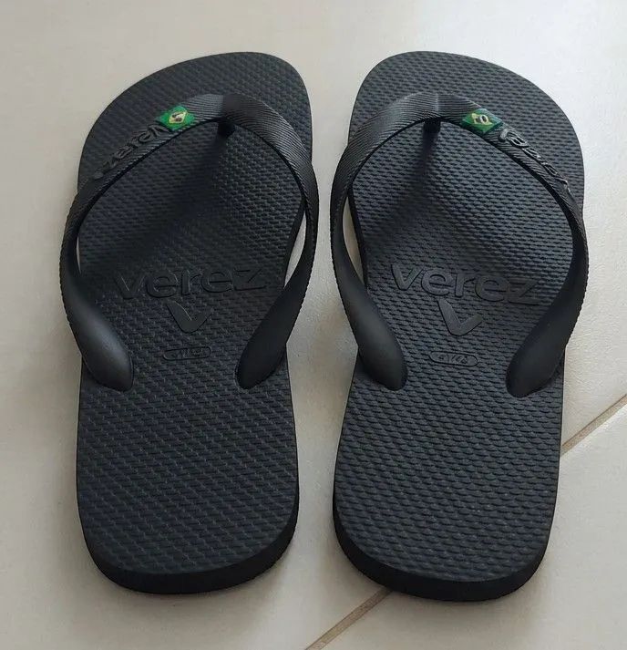 Chinelo preto  