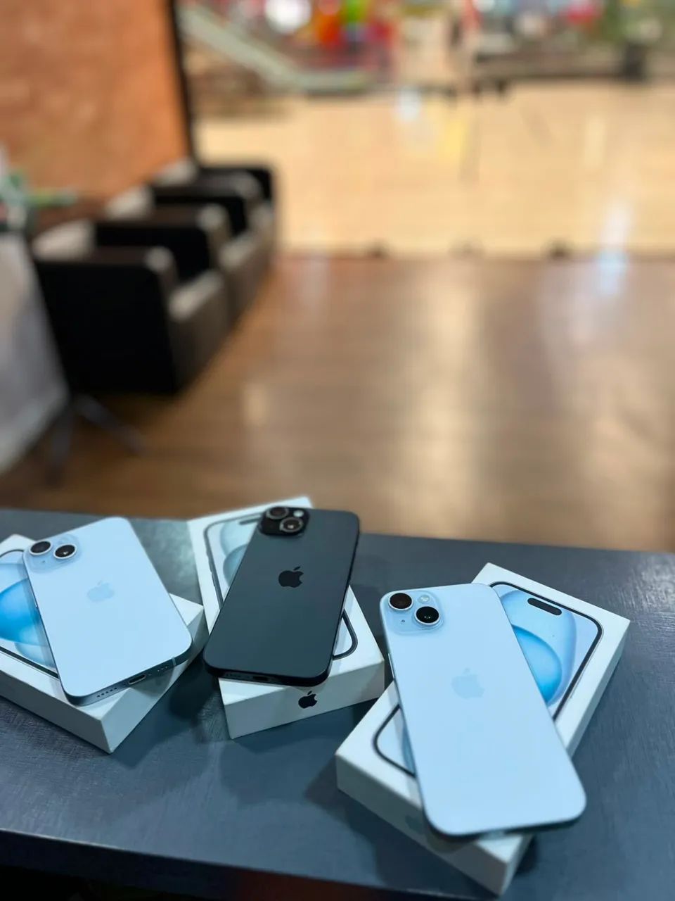 iPhone 15 128gb com garantia de 1 ano / entrego  - Foto 3