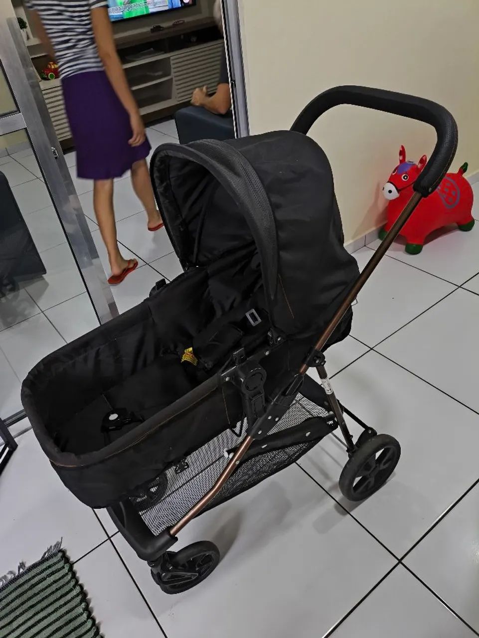 CARRINHO DE BEBÊ MOISÉS E BEBÊ CONFORTO - Foto 4