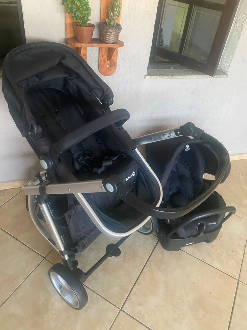 Carrinho Safety 3 em 1 com bebe conforto - Foto 4