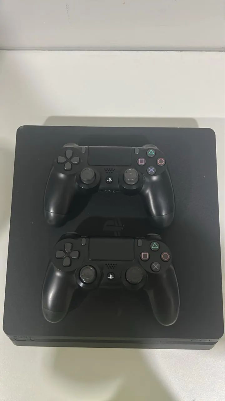 PS4 slim 456gb com controle e jogo