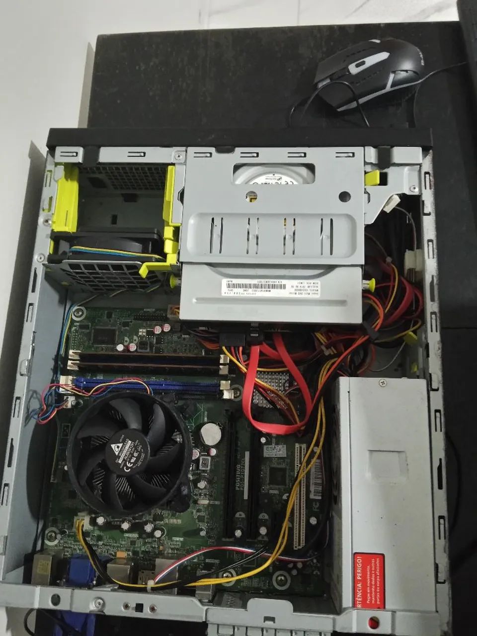 VENDO PC I3 4GB DE RAM E 500GB HD  - Foto 4