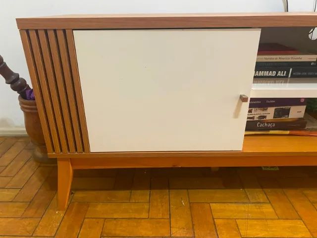 Vendo Buffet/ Rack de MDF de ótima qualidade. Estilo retrô. - Foto 2