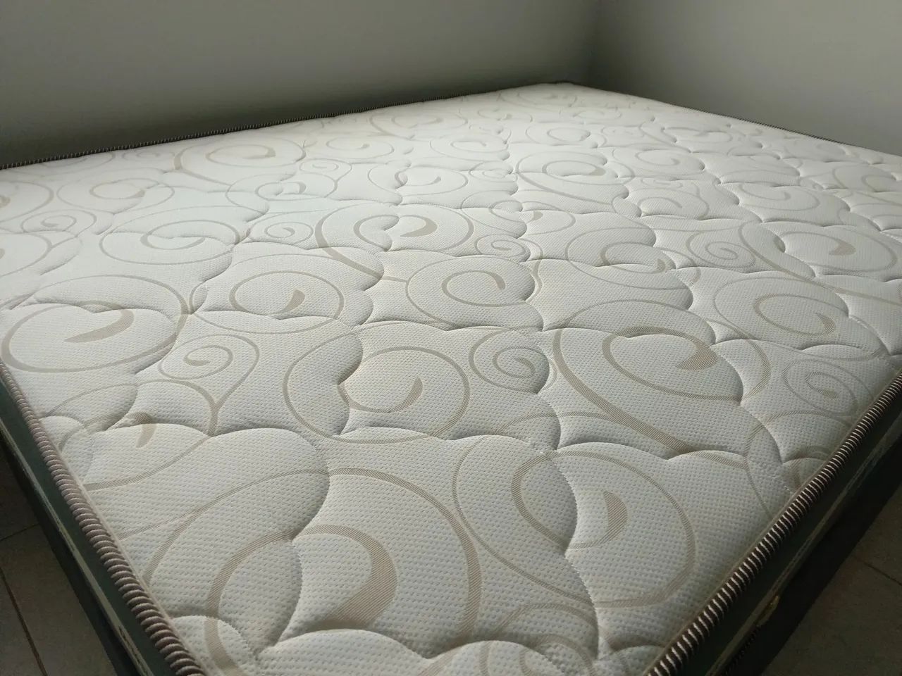 Cama casal com colchão confortável  - Foto 2