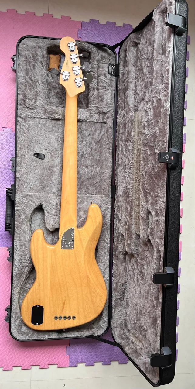 Contrabaixo Fender American Elite - Instrumentos musicais
