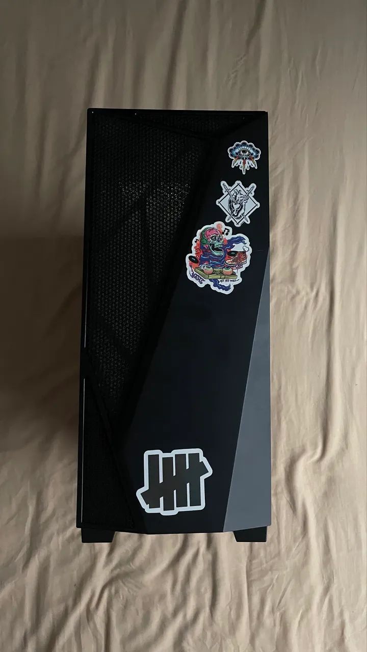 Gabinete Corsair Carbide SPEC-DELTA