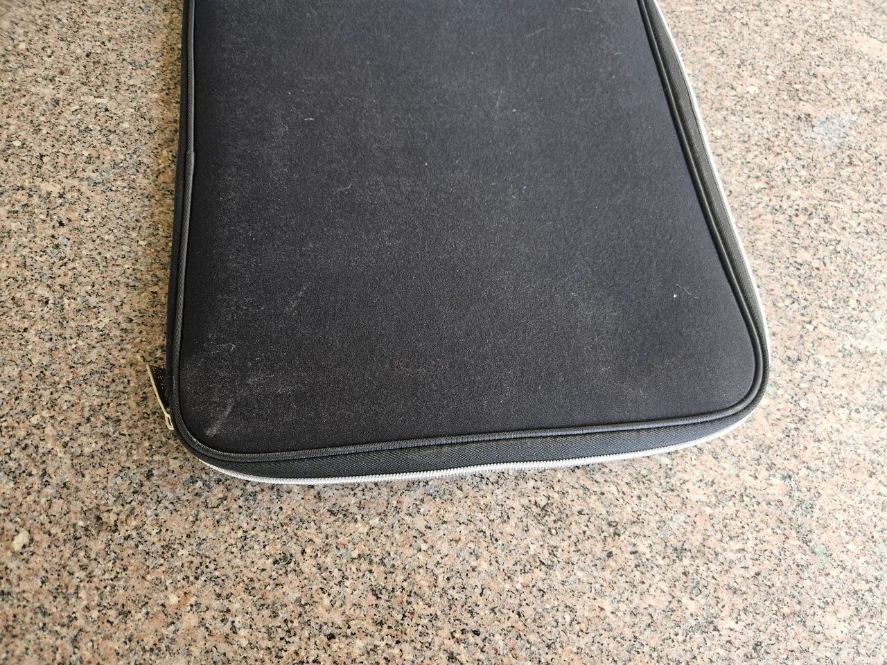 Bolsa com zíper para notebook cor preto - Foto 5