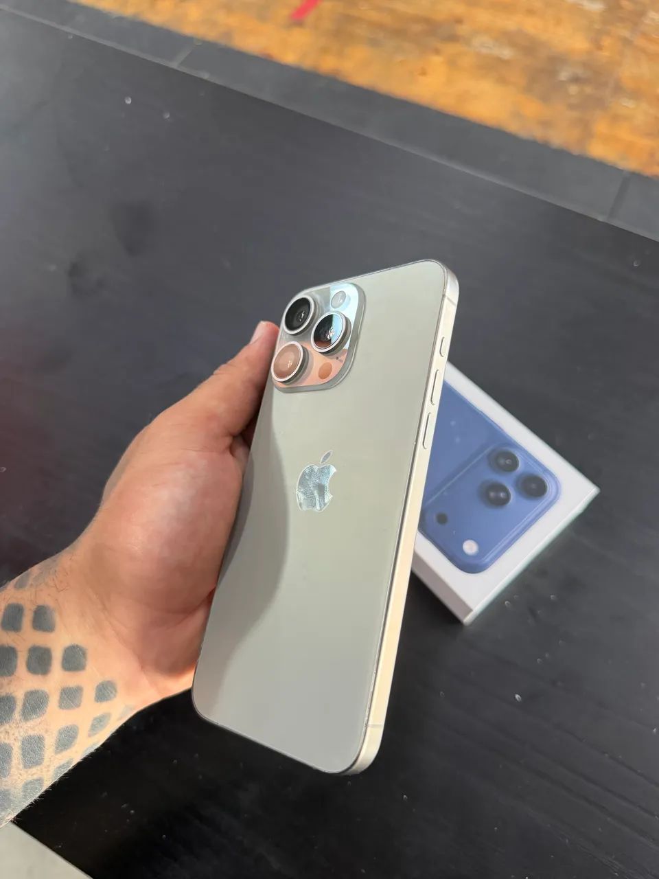 iPhone 15 pro max 256 titanium  - Foto 3