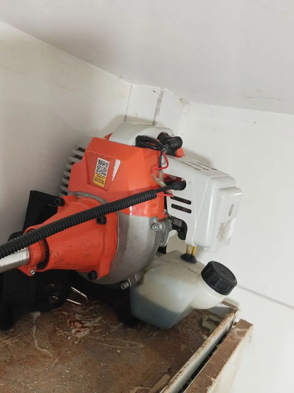 Vende se roçadeira novisma usado apenas uma vez - Foto 4