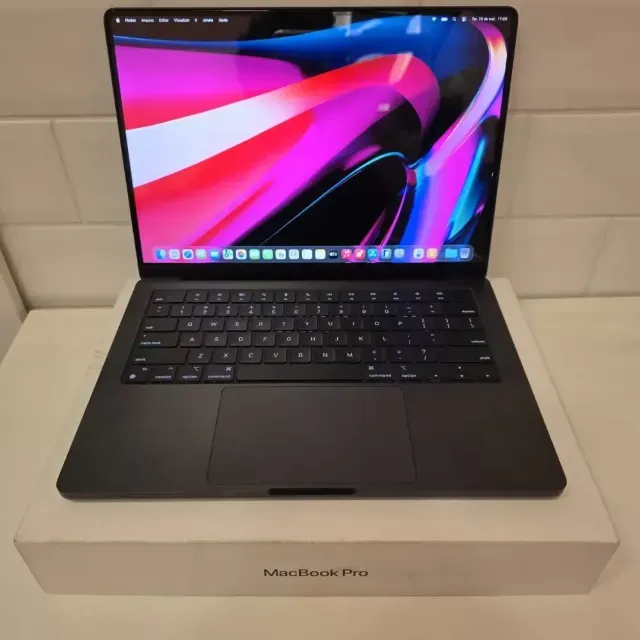 Macbook Pro M2 PRO 14 1TB SSD | 12-core CPU, 19-core 16gb GPU 2023