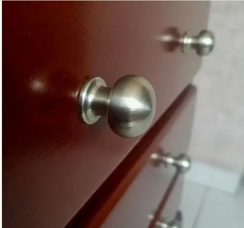 Cômoda em MDF - 6 gavetas - Móvel para Quarto - Conservada  - Foto 3