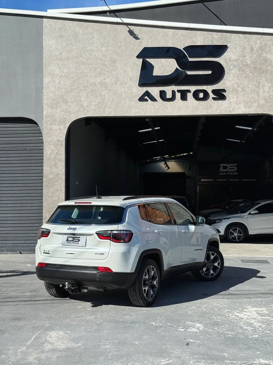 Jeep Compass Longitude 2.0 4X4 Dies. 16V Aut. 2021 - Foto 4