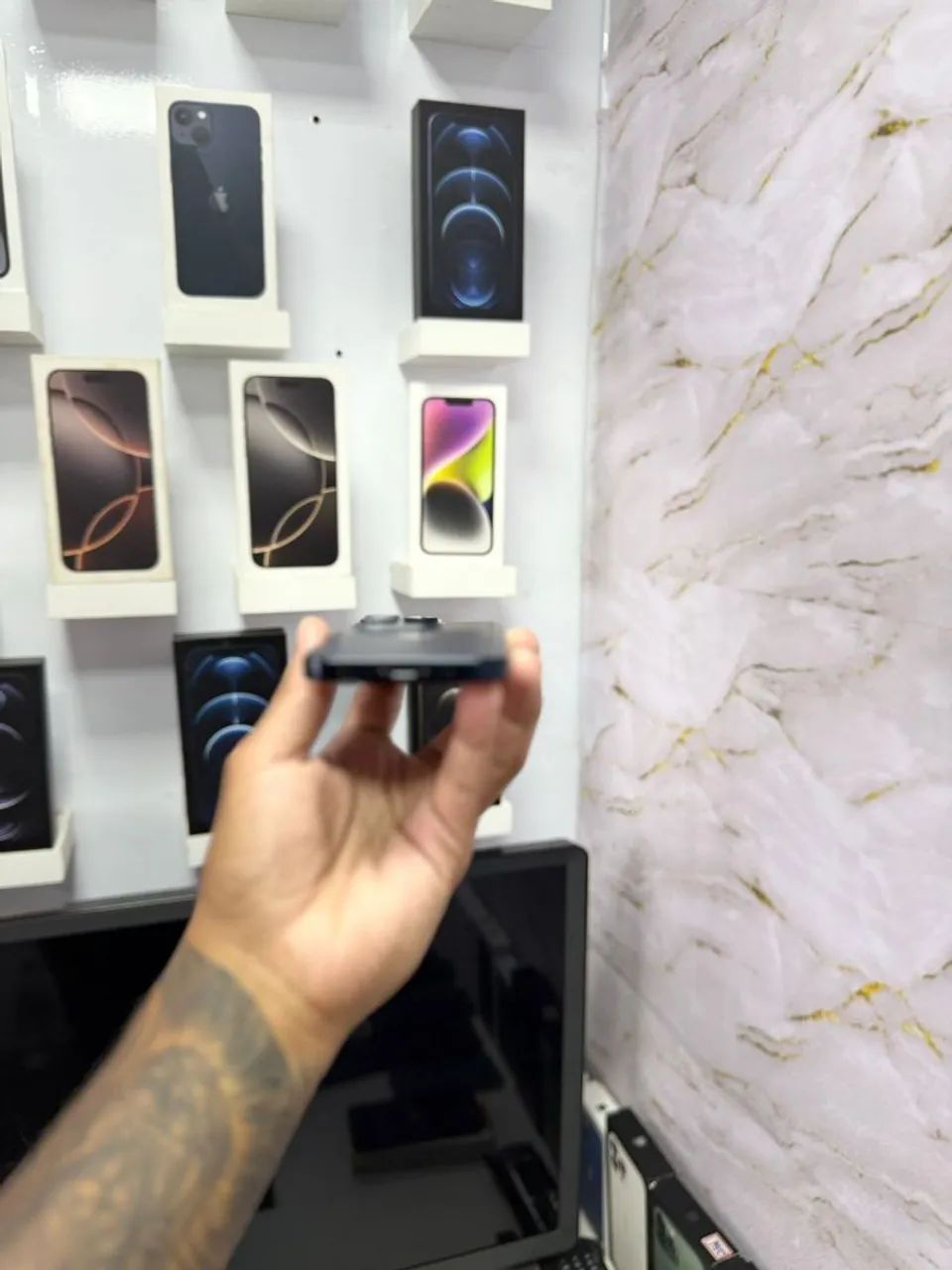 IPHONE 15 PRO 256GB AZUL<br>R$ 3.799,00 - Foto 3