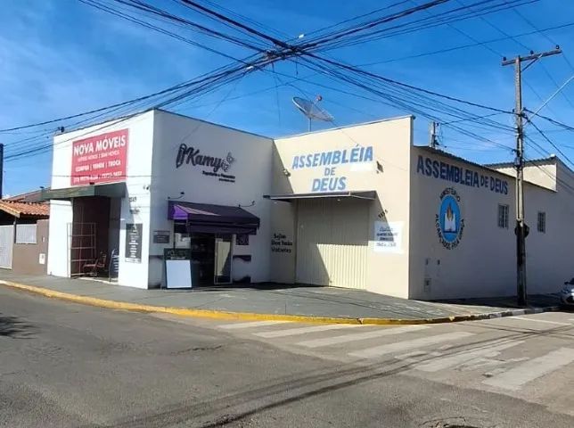 Imóvel Comercial á venda (327 m²) - 2 Barracões e 1 casa