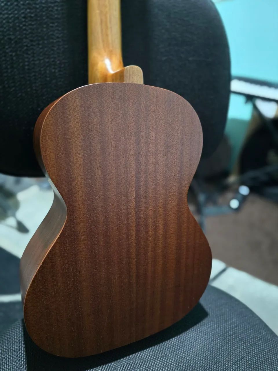 Ukelele Tagima 27K com Cordas Áquila  - Foto 2