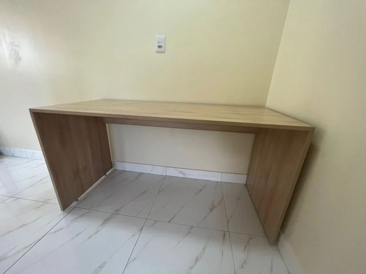 Vende-se escrivaninha - Foto 2