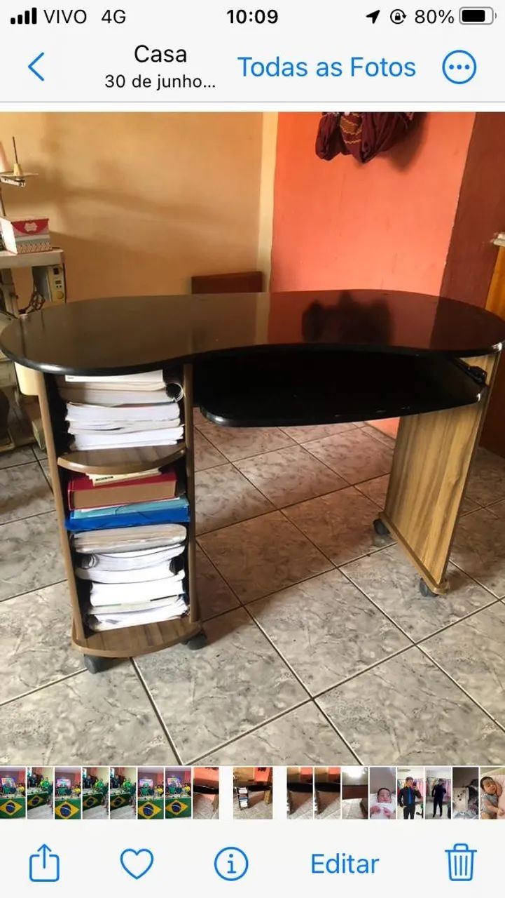 Vende-se escrivaninha 