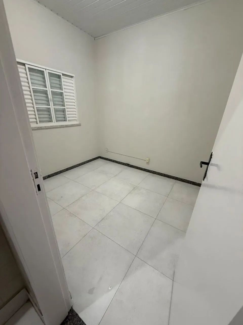 Aluguel de quarto com cama - Foto 2