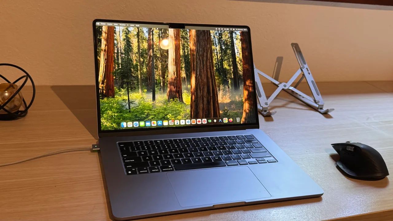 MacBook Air M2 (15