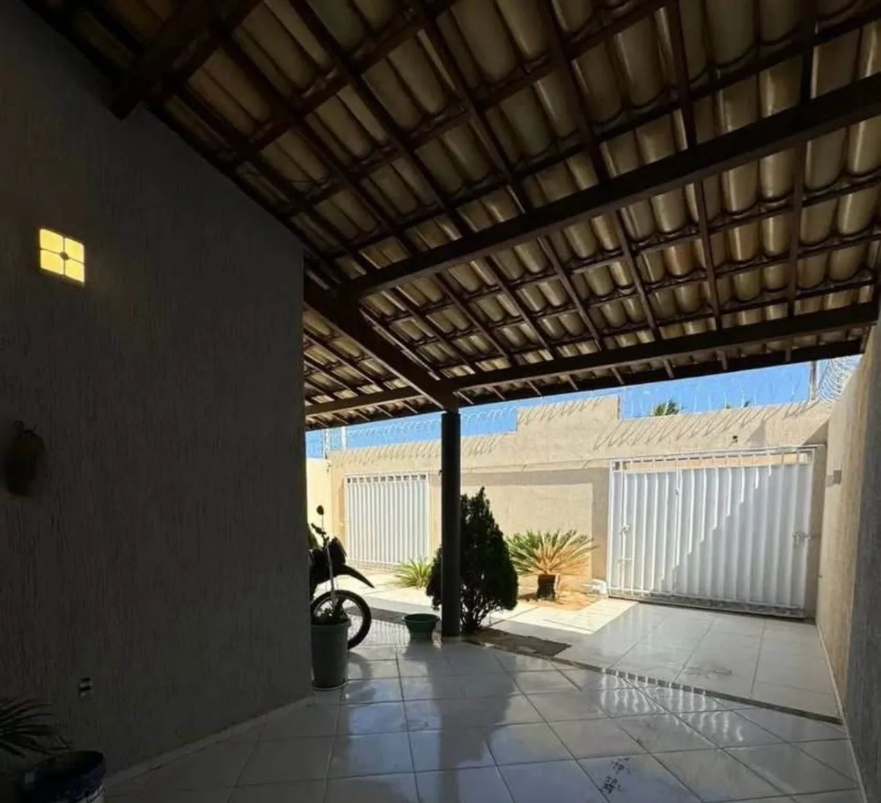 VENDO CASA CAPANEMA A