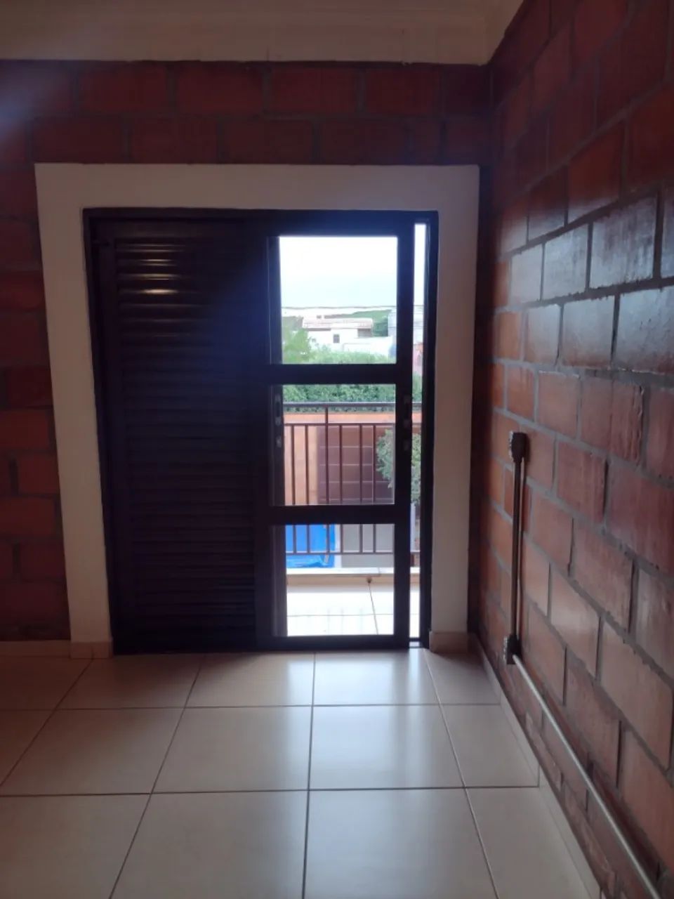 Sobrado com piscina - Foto 4