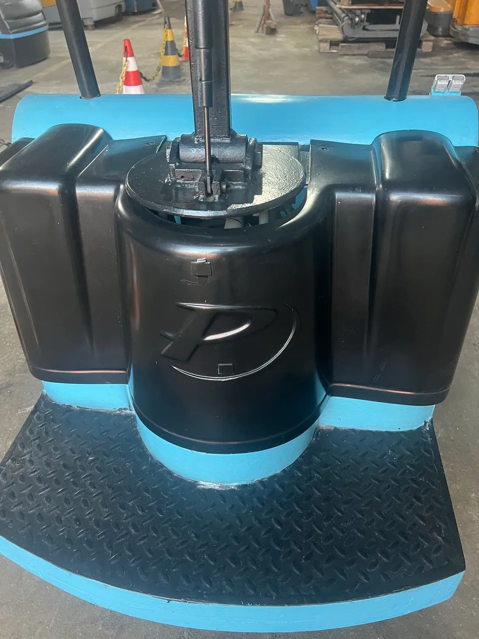 Transpaleteira Elétrica TE25  - Foto 7