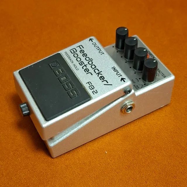 Pedal Boss Feedbacker / Booster FB-2 - Foto 3
