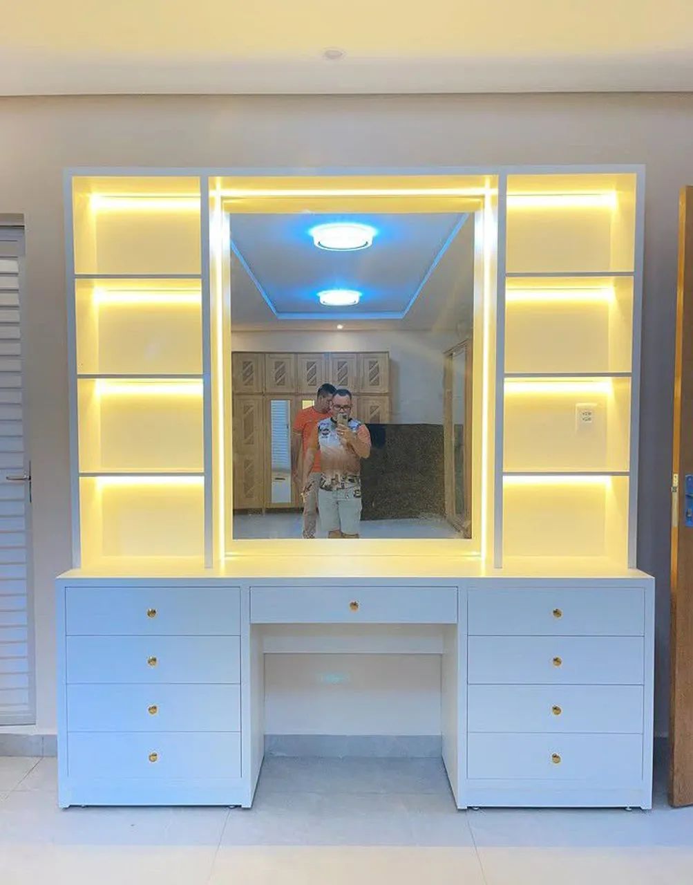 Penteadeira Front Led Com Estantes Laterais L 1.70 M