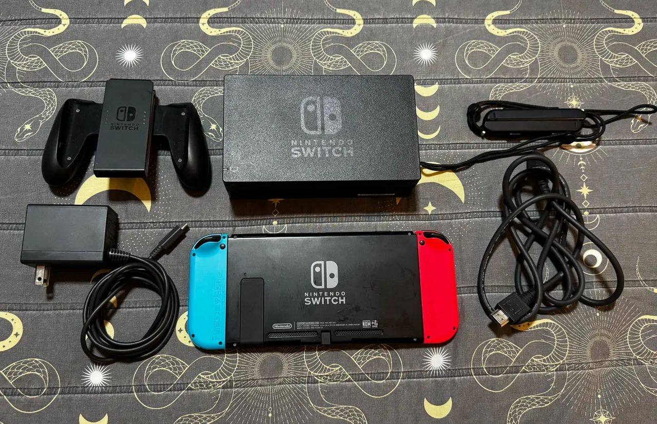 NINTENDO SWITCH V1 COM MICRO-SD 128GB
