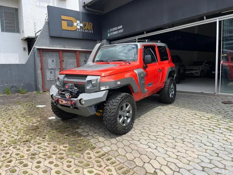 Troller T-4 2015