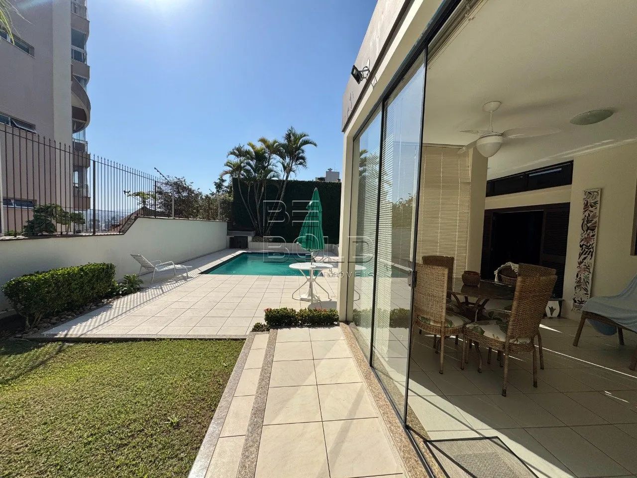 Casa com piscina e 3 dormitórios no Itaguaçu - Foto 3