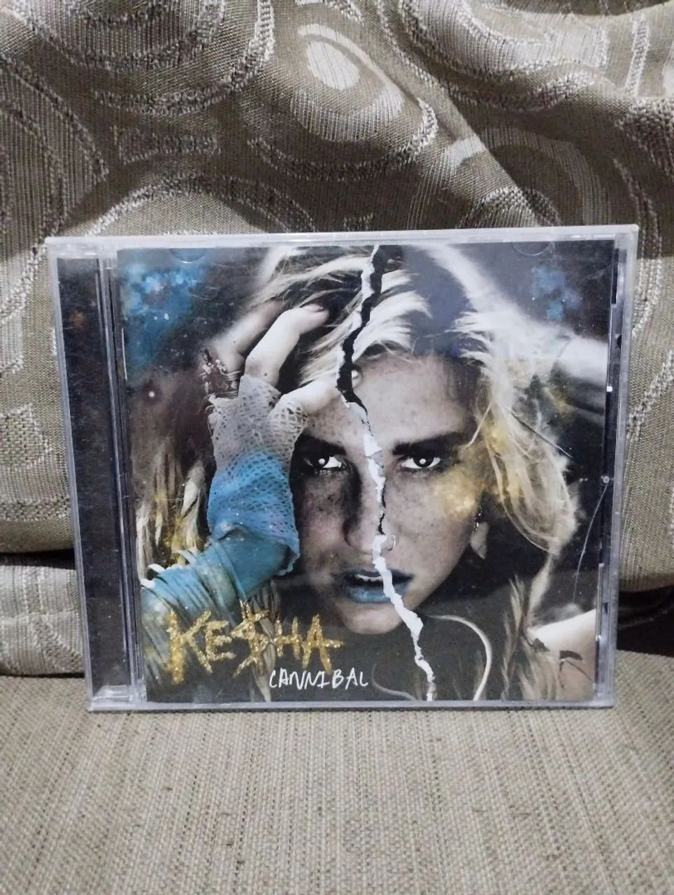 CDs Kesha  - Foto 4