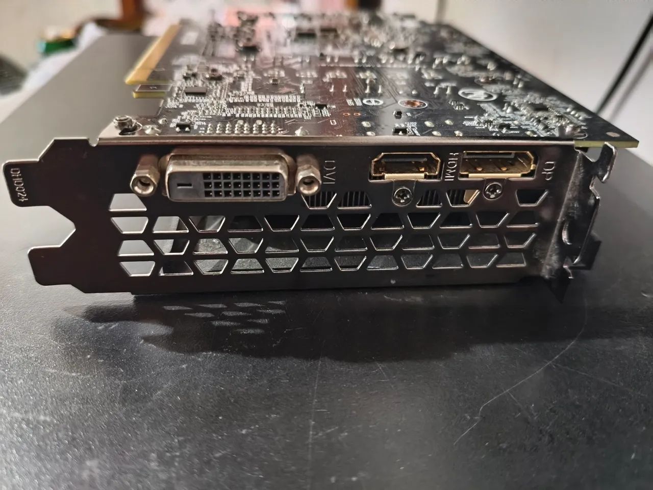 GTX 1650 - Gigabyte - Foto 2