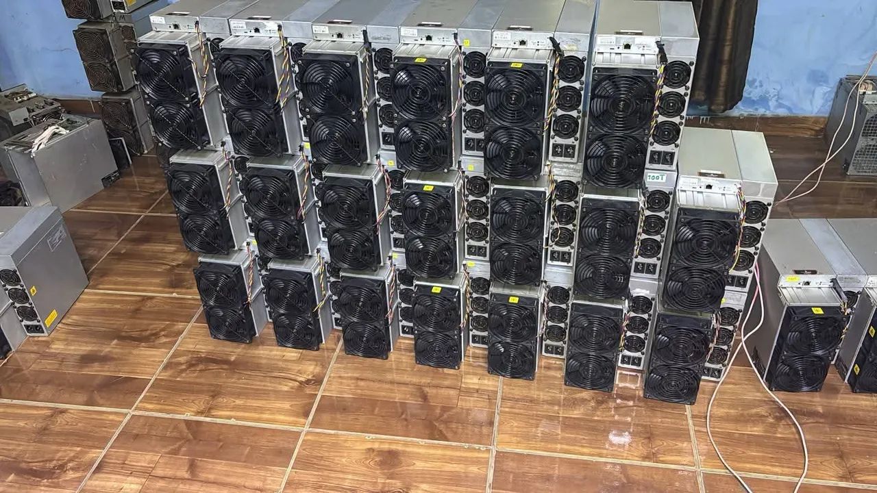 Bitmain S19 90 Th/s Mineradora Bitcoin  - Foto 2