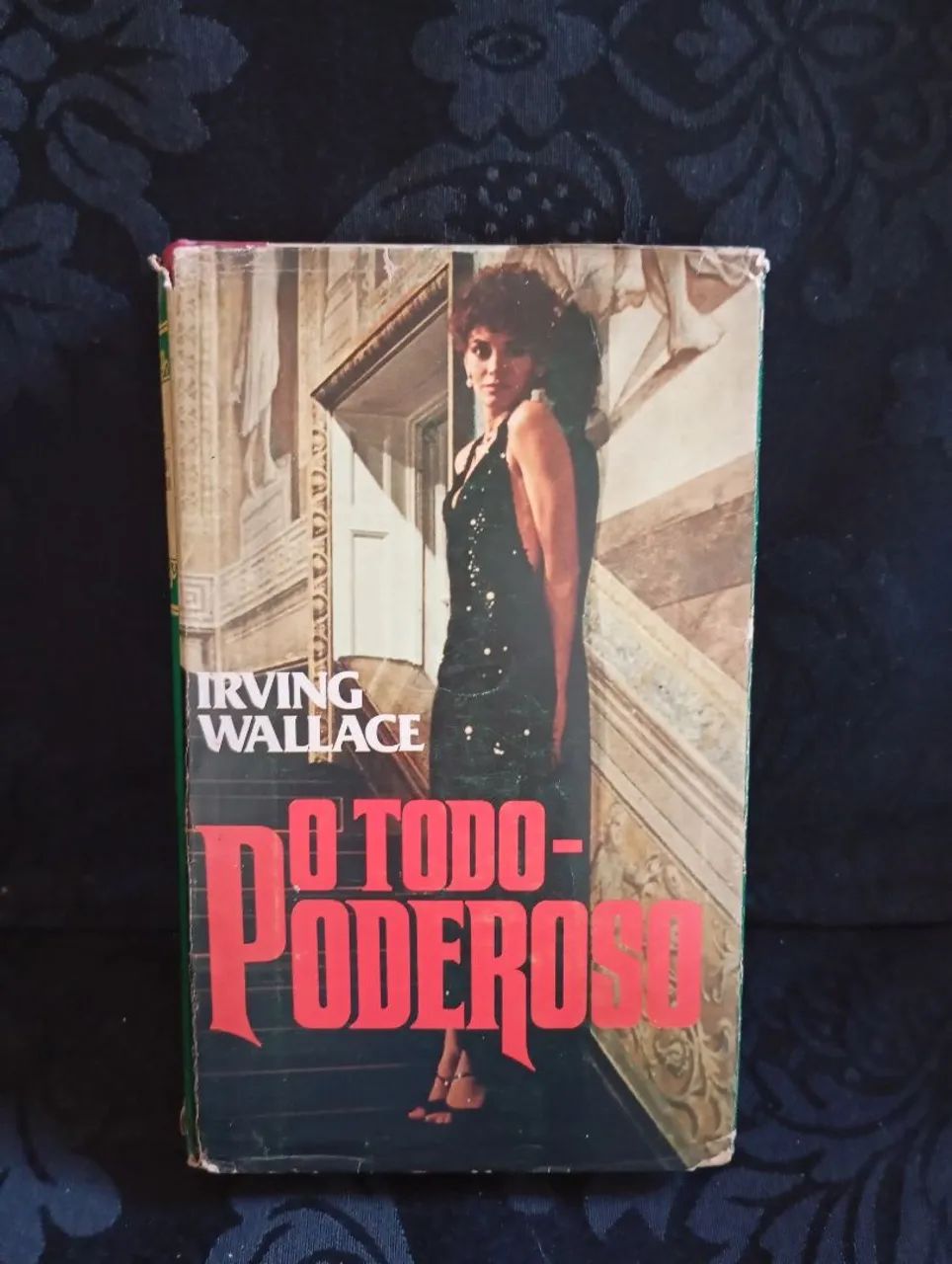 O todo poderoso livro de Irving Wallace capa dura, promoção 