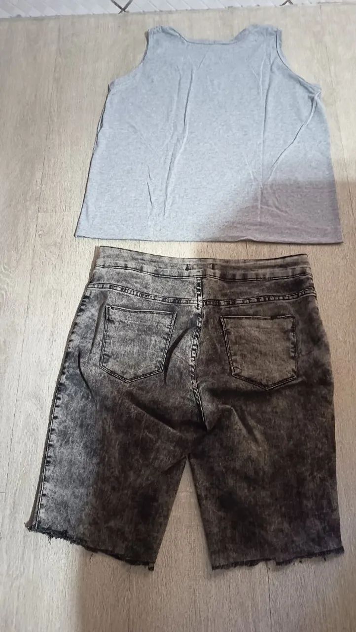 Bermuda jeans preta estonada plus size + regata algodão - Foto 4