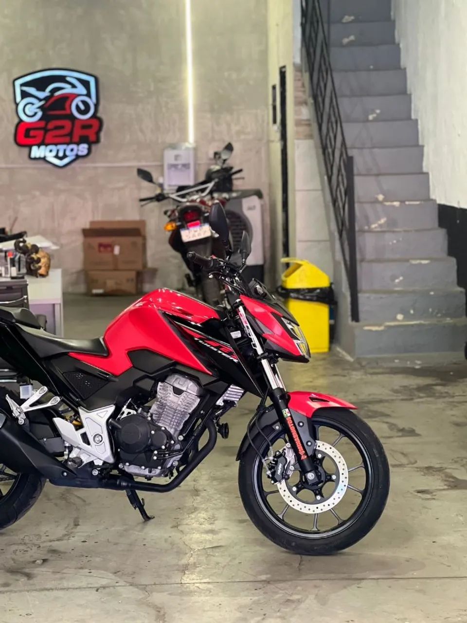 CB 300 2024 IMPECÁVEL  - Foto 2