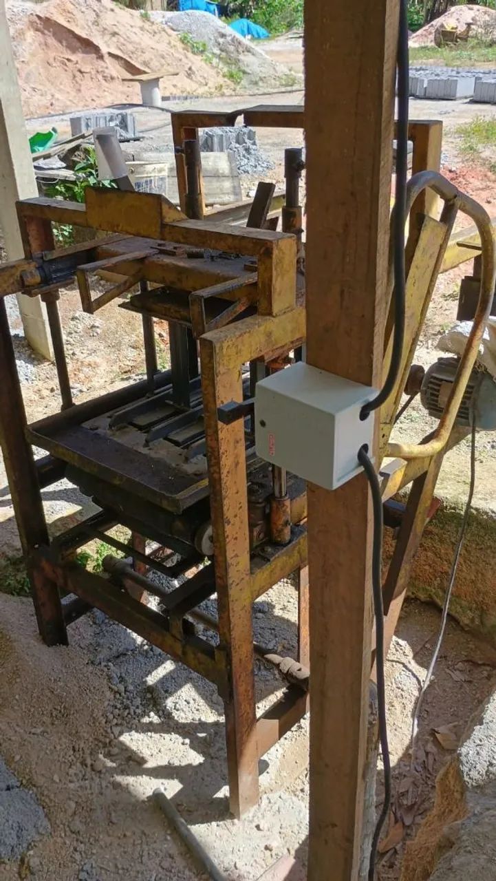 Máquina de bloco concreto R$ 20 mil - Foto 3