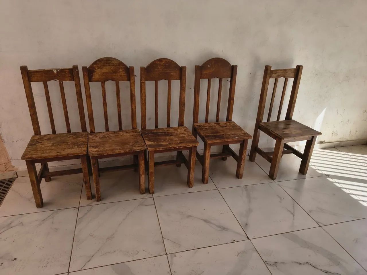 Cadeiras maciças 