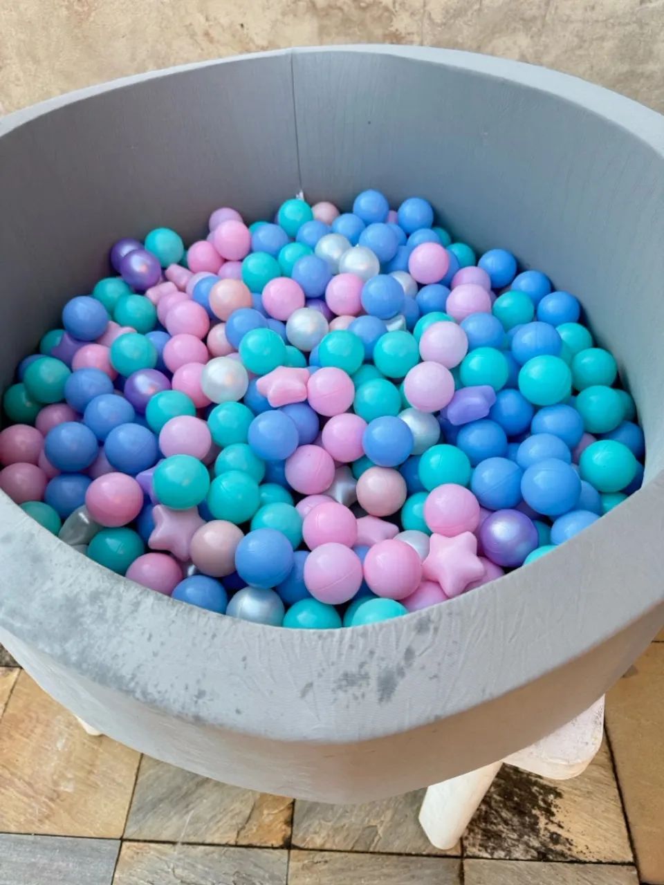 Piscina de Bolinhas Infantil Acolchoada + 300 Bolinhas - Nova