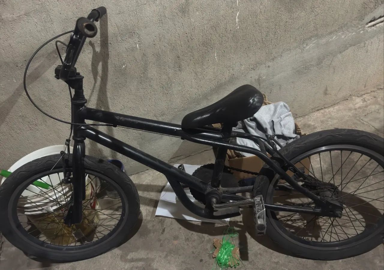 Vende se bicicleta 