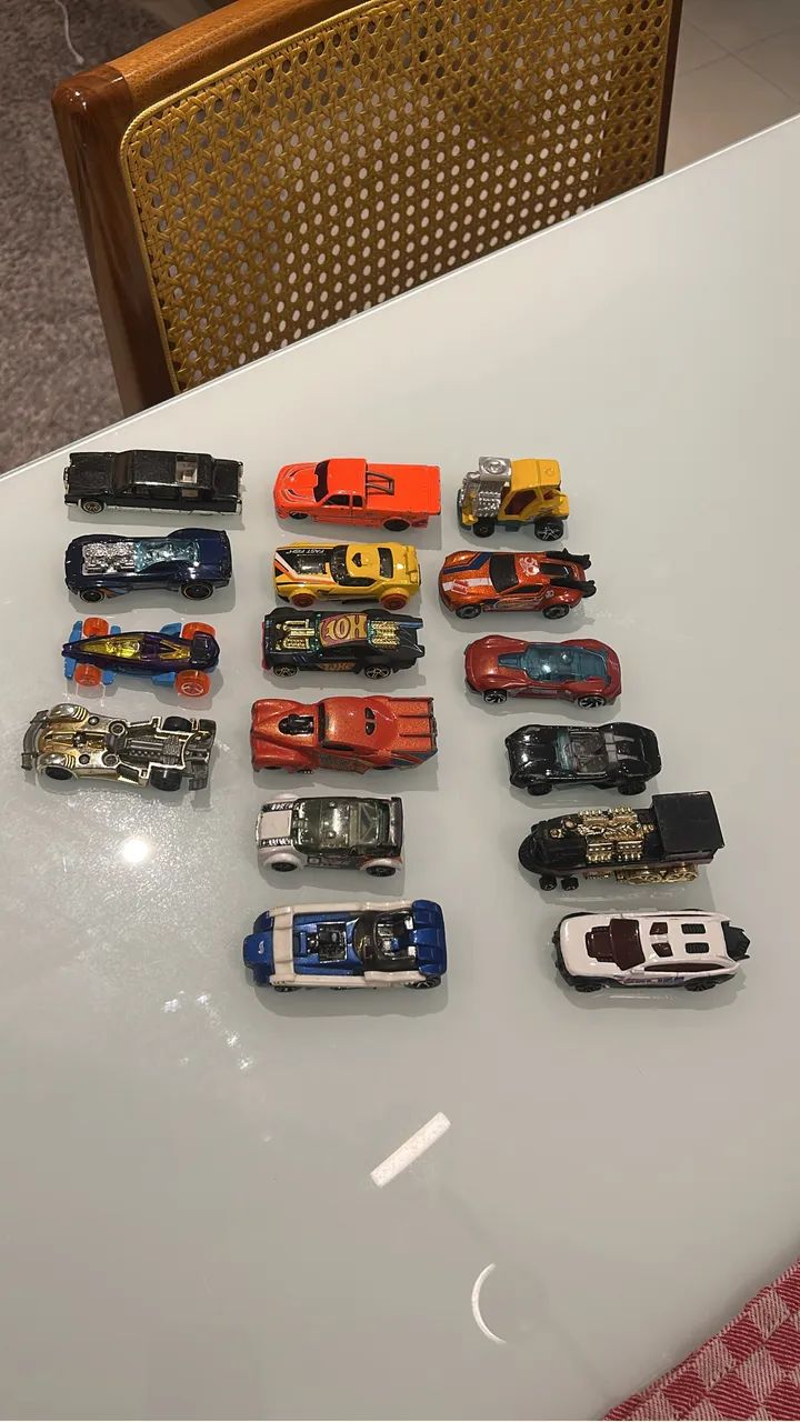 Lote Hot Wheels no estado - Foto 2