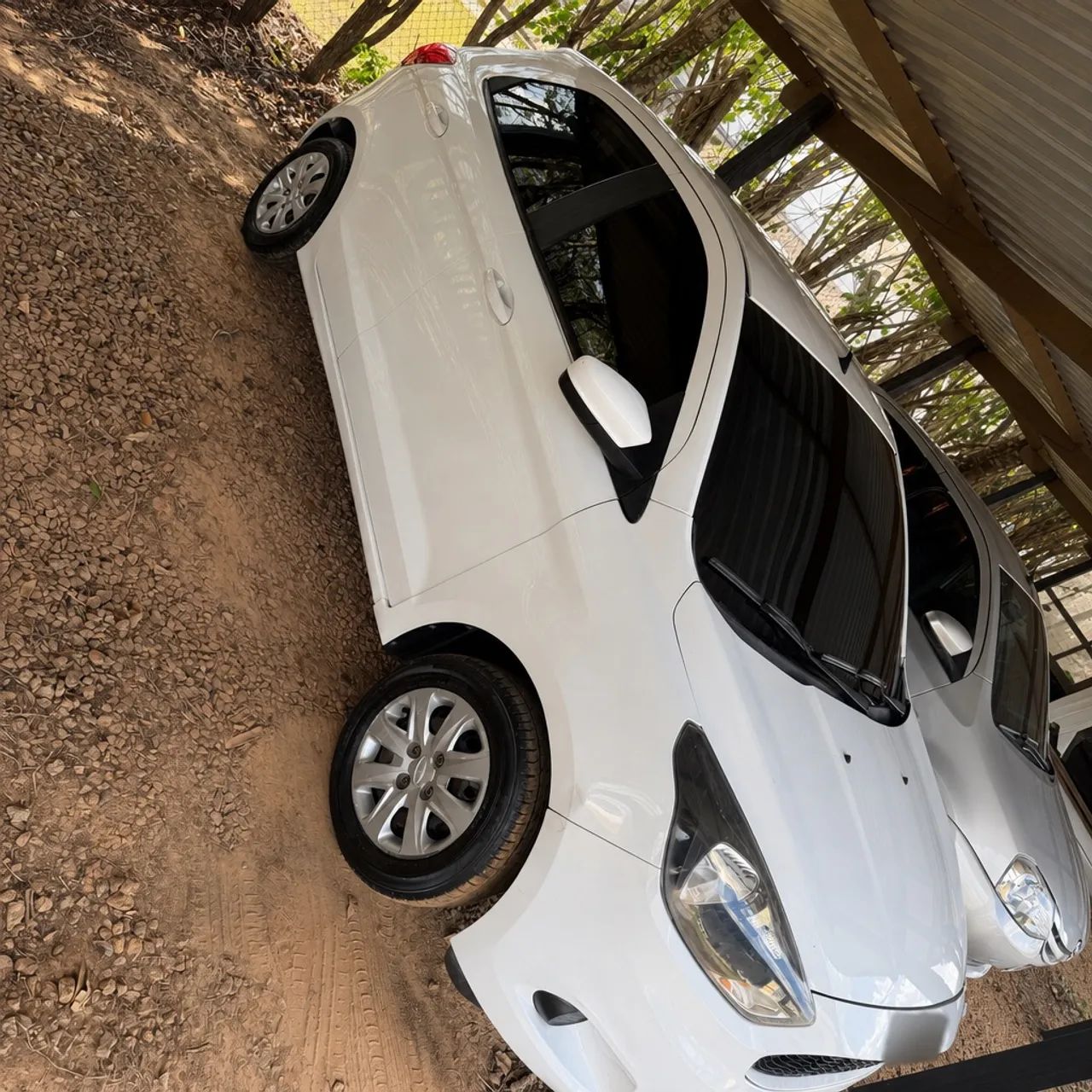 Ford KA 1.0 Se/se Plus Tivct Flex 5P 2017 - Foto 2