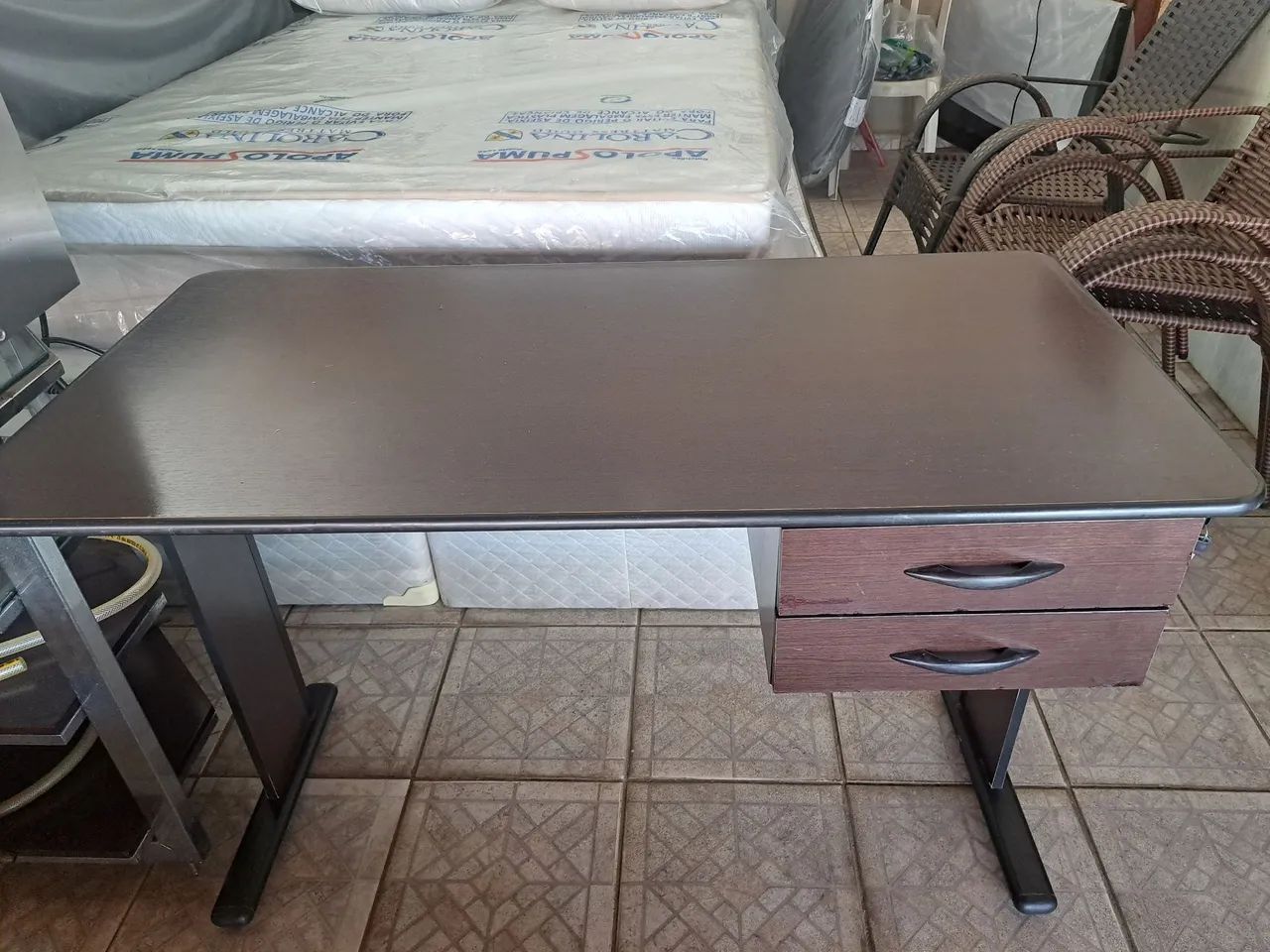 Mesa de Escritório  com chave  + Entrega grátis em Sorocaba.  - Foto 4