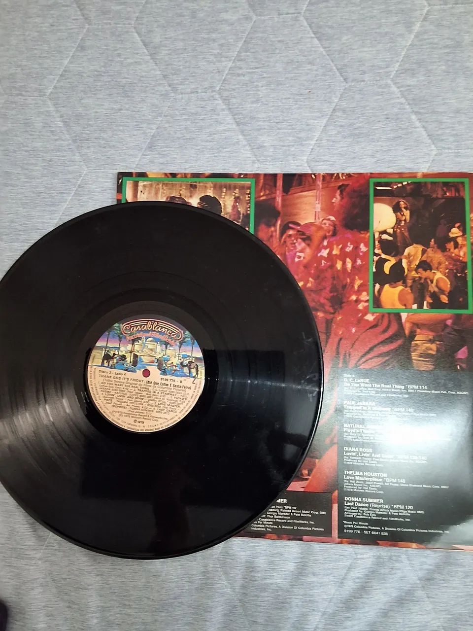 LP THANK GOOD IT's FRIDAY 1978 COM ALBUM DISCO MIX - Foto 4