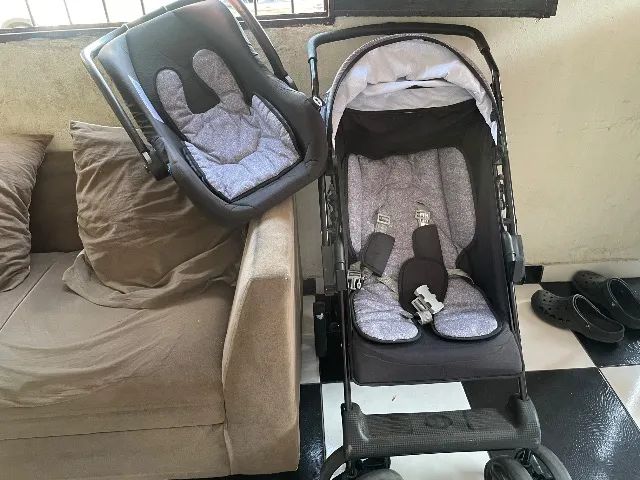 KIT CARRINHO DE BEBÊ E BEBÊ CONFORTO