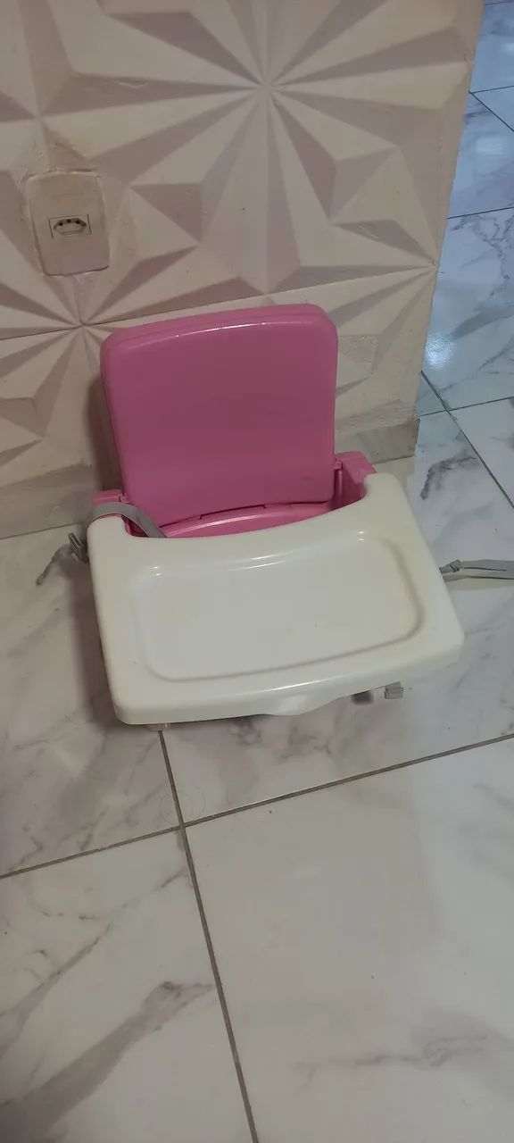 Cadeirinha de alimentação pra bebê rosa - Foto 2