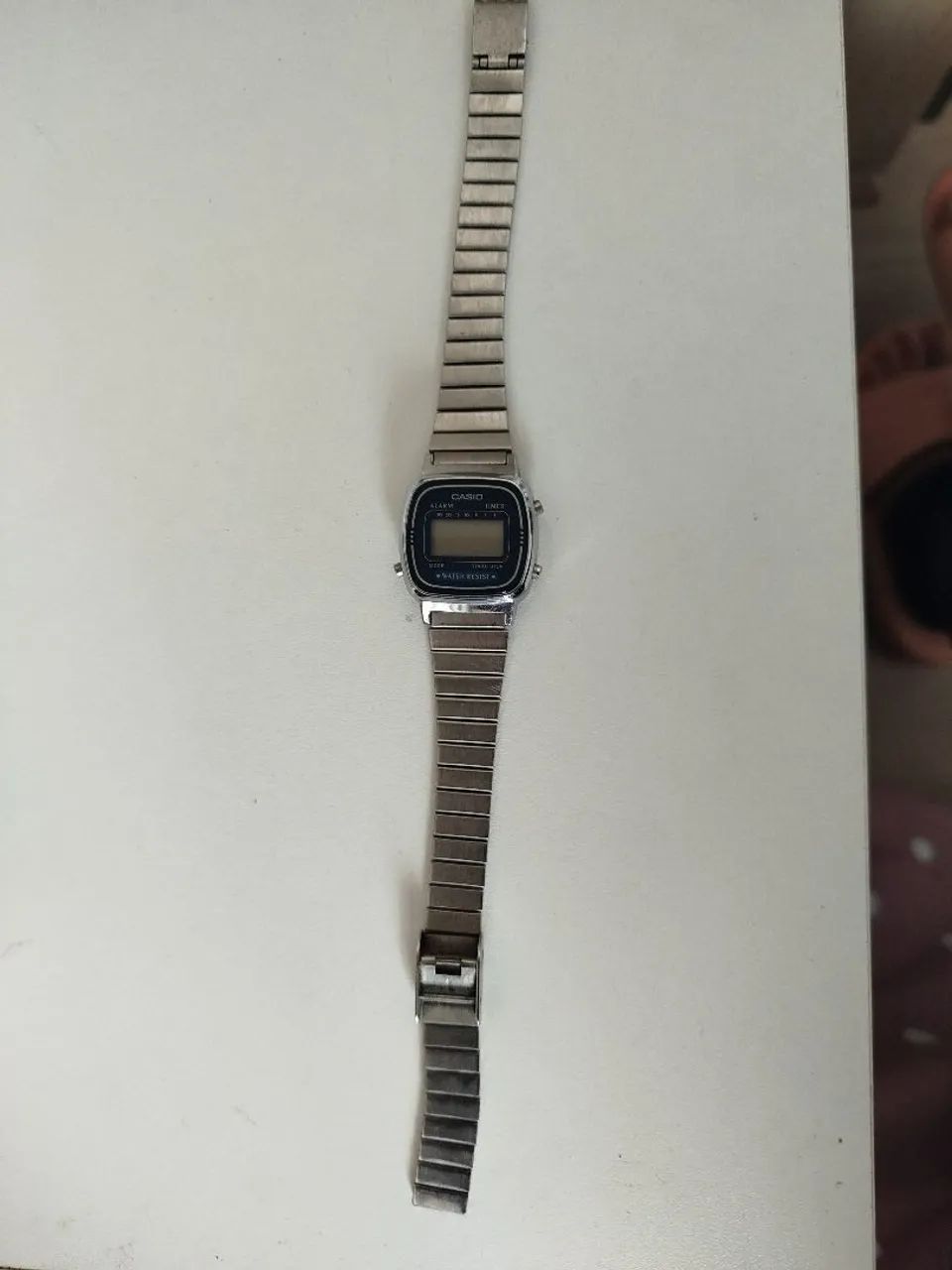 Relógio digital Casio pequeno semi novo  - Foto 4